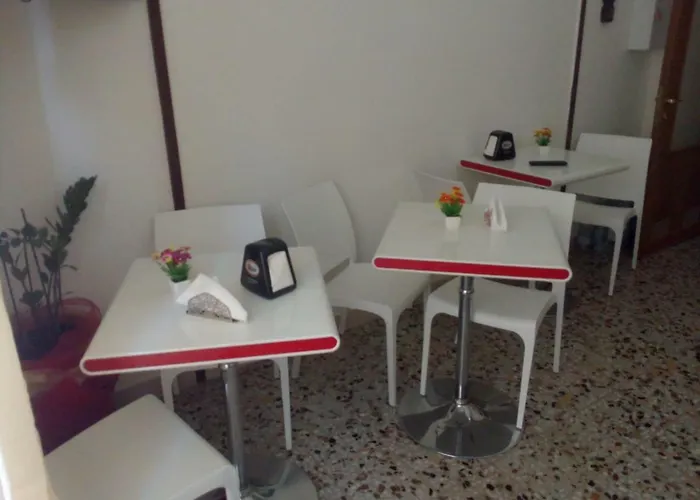 Bed & Breakfast Victoria 3*