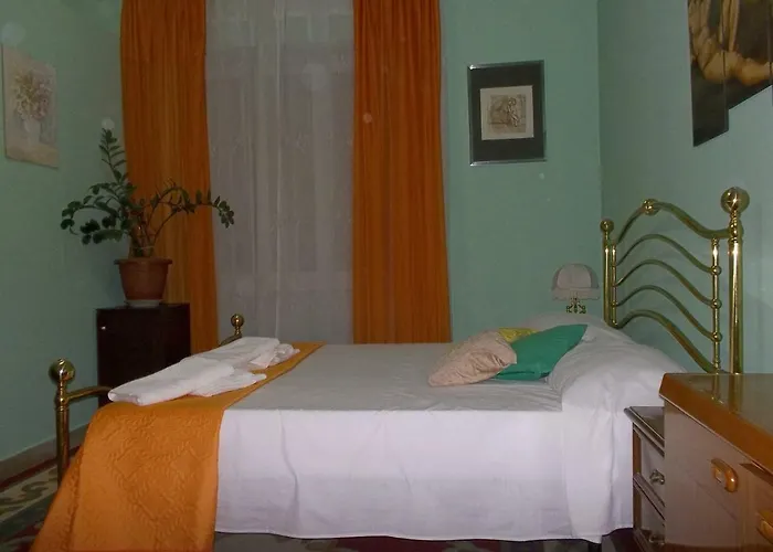 Bed & Breakfast Victoria 3*